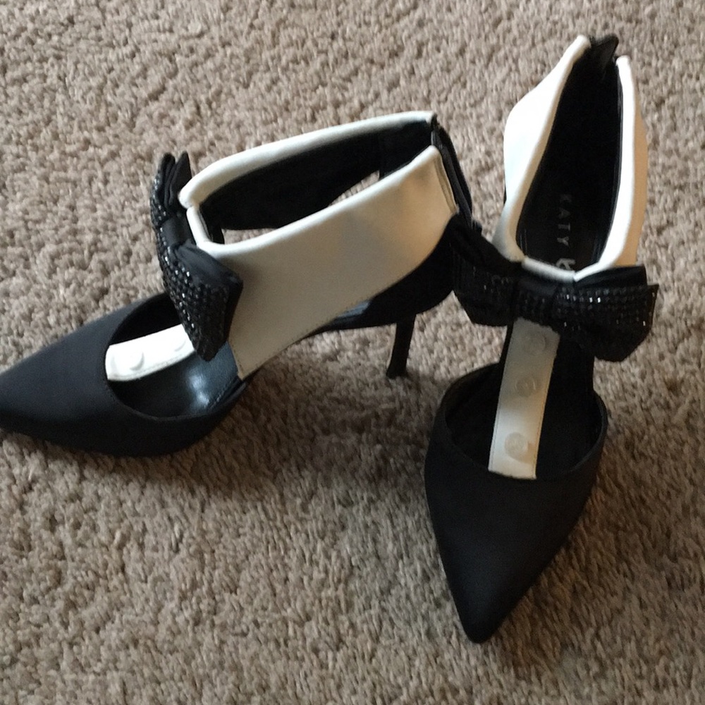 Tuxedo Heels (Black & White)
